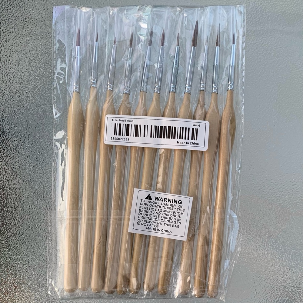 11-Piece Set of Fine Detail Wooden Handles Multi-Use Paint Brushes - Picture 4 of 6